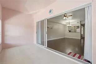 1096 Woodshire Ln, Naples, FL 34105 - Photo 18