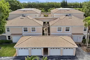 1096 Woodshire Ln, Naples, FL 34105 - Photo 20