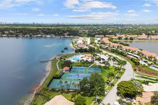 7761 Jewel Ln, Naples, FL 34109 - Photo 42