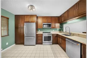 7761 Jewel Ln, Naples, FL 34109 - Photo 12