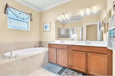 10282 Templeton Ln, Fort Myers, FL 33913 - Photo 18
