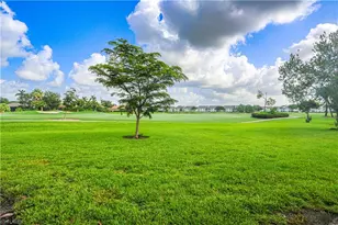 5885 3 Iron Dr, Naples, FL 34110 - Photo 2