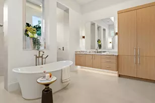 500 Ridge Dr, Naples, FL 34108 - Photo 32