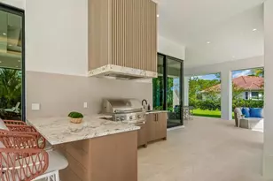 500 Ridge Dr, Naples, FL 34108 - Photo 48
