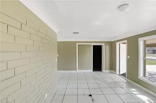 1507 Bert Dr, Fort Myers, FL 33916 - Photo 4