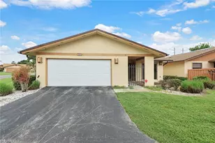6474 Royal Woods Dr, Fort Myers, FL 33908 - Photo 2