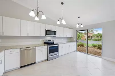 6474 Royal Woods Dr, Fort Myers, FL 33908 - Photo 8