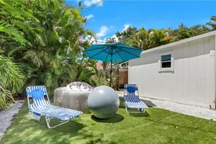 862 95th Ave N, Naples, FL 34108 - Photo 22