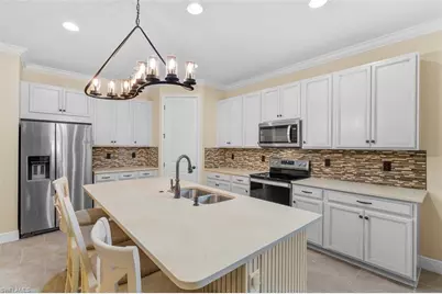3865 Helmsman Dr, Naples, FL 34120 - Photo 2