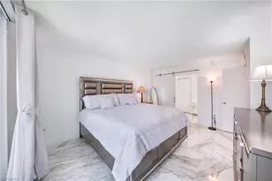 320 Seaview Ct, Marco Island, FL 34145 - Photo 16