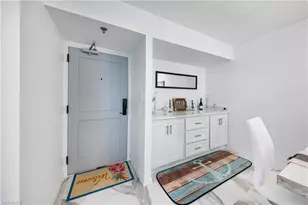 320 Seaview Ct, Marco Island, FL 34145 - Photo 24