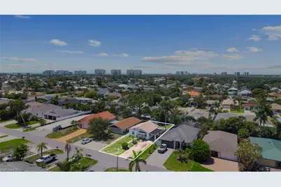 641 105th Ave N, Naples, FL 34108 - Photo 4