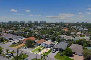 641 105th Ave N, Naples, FL 34108 - Photo 4