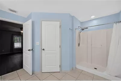 1624 NE 33rd St, Cape Coral, FL 33909 - Photo 16