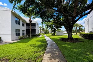 161 Santa Clara Dr, Naples, FL 34104 - Photo 2