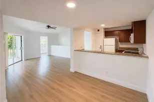161 Santa Clara Dr, Naples, FL 34104 - Photo 4