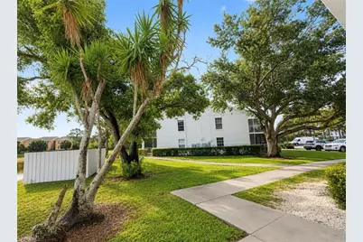 161 Santa Clara Dr #14, Naples, FL 34104 - Photo 34