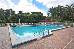 549 Beachwalk Cir, Naples, FL 34108 - Photo 20