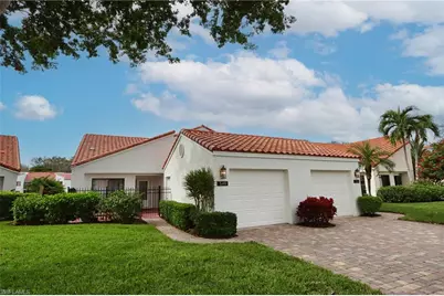 549 Beachwalk Cir, Naples, FL 34108 - Photo 22
