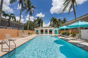 5429 Cove Cir, Naples, FL 34119 - Photo 26