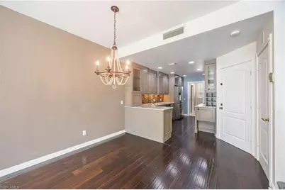 5429 Cove Cir #109, Naples, FL 34119 - Photo 6