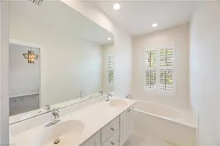 5429 Cove Cir, Naples, FL 34119 - Photo 16