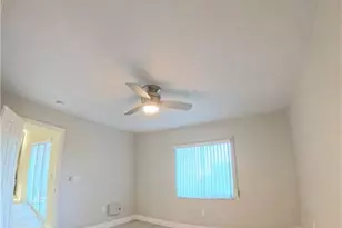 3051 Sandpiper Bay Cir, Naples, FL 34112 - Photo 8