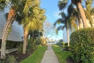 3051 Sandpiper Bay Cir, Naples, FL 34112 - Photo 22