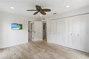 22 Kings Rd, Naples, FL 34112 - Photo 10