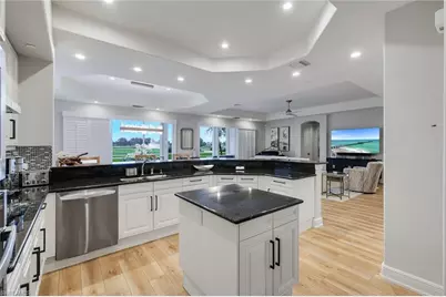 588 Avellino Isles Cir #20101, Naples, FL 34119 - Photo 8