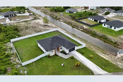 1502 Sara Ave S, Lehigh Acres, FL 33976 - Photo 6