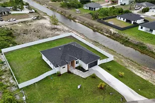 1502 Sara Ave S, Lehigh Acres, FL 33976 - Photo 6