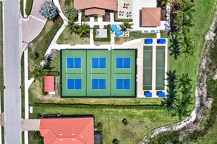 1590 Oceania Dr S, Naples, FL 34113 - Photo 38