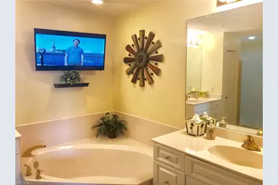 451 Bayfront Pl #5311, Naples, FL 34102 - Photo 30