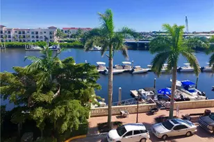 451 Bayfront Pl, Naples, FL 34102 - Photo 4