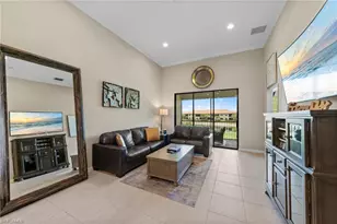 9366 Pocida Ct, Naples, FL 34119 - Photo 10