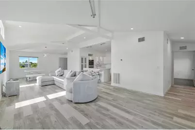 4044 62nd Ave NE, Naples, FL 34120 - Photo 2