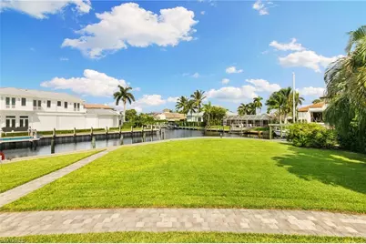 2140 Shad Ct, Naples, FL 34102 - Photo 20