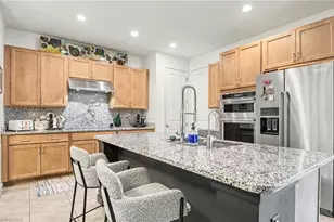 13045 Pembroke Dr, Naples, FL 34105 - Photo 4