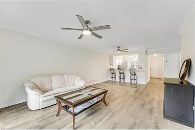 225 Robin Hood Cir #101, Naples, FL 34104 - Photo 4
