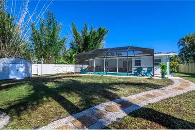 28 Constitution Dr, Naples, FL 34112 - Photo 8