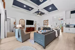 16213 Camden Lakes Cir, Naples, FL 34110 - Photo 2