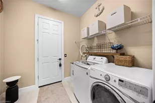 16213 Camden Lakes Cir, Naples, FL 34110 - Photo 22