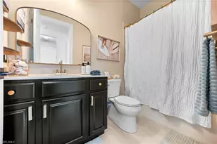 16213 Camden Lakes Cir, Naples, FL 34110 - Photo 24
