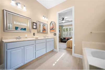 16213 Camden Lakes Cir, Naples, FL 34110 - Photo 20