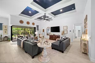 16213 Camden Lakes Cir, Naples, FL 34110 - Photo 10