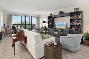 6075 Pelican Bay Blvd, Naples, FL 34108 - Photo 4