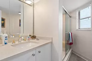 6075 Pelican Bay Blvd, Naples, FL 34108 - Photo 22