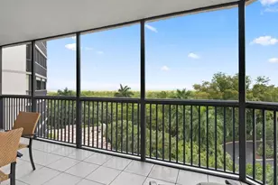 6075 Pelican Bay Blvd, Naples, FL 34108 - Photo 14