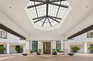 6075 Pelican Bay Blvd, Naples, FL 34108 - Photo 28